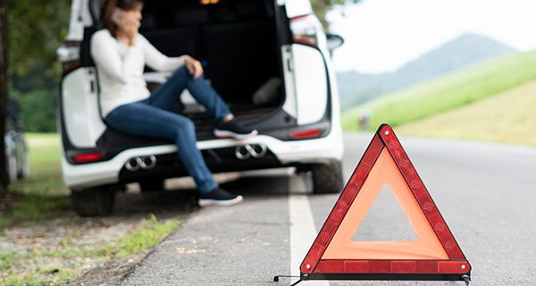 What Should I Do With a Flat Tire? : Farmers Insurance®